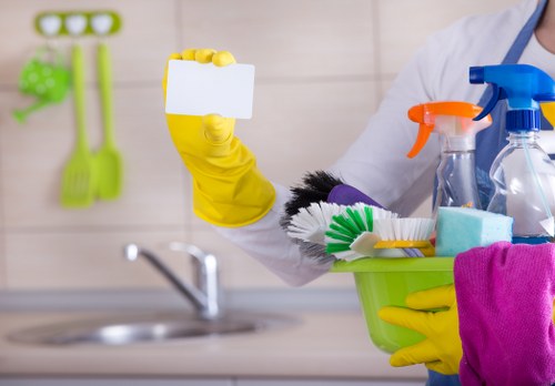 Professional end of tenancy cleaning for an EC2 apartment interior