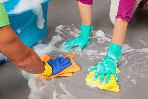 Local home cleaning service for EC2 flats and apartments
